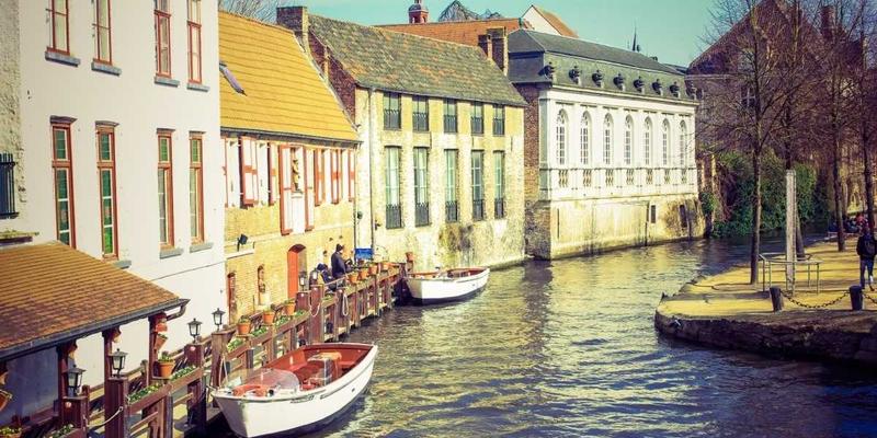 智能化数控石材雕刻机如何重塑河北墓碑与工艺品加工格局：花岗岩与人造石供应商的新机遇