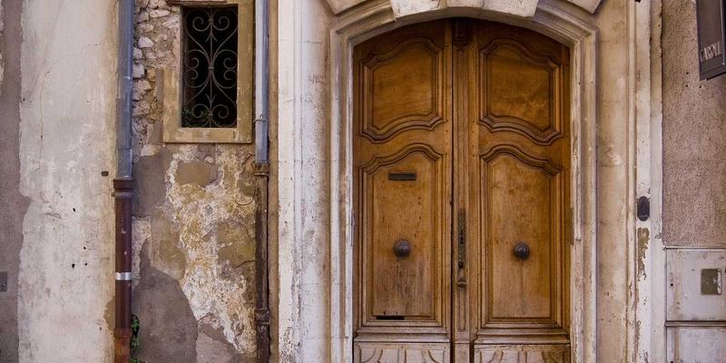 河北石材加工新纪元：人造石与大理石的产业升级与创新应用