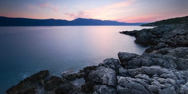 河北石材外贸突围：巧用B2B平台与独立站，精准获取大理石、人造石等建筑材料海外订单